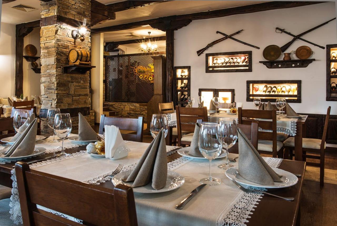 "Моето Любимо Място", Смолянски Езера - "My Favorite Place", Smolyan Lakes Zewnętrze zdjęcie